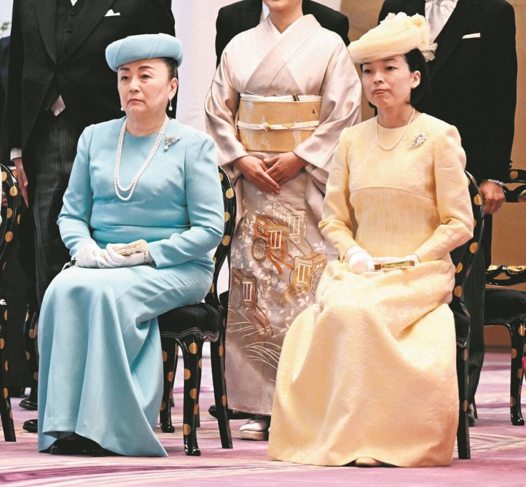 悠仁様の「加冠の儀」に出席した信子様と彬子様