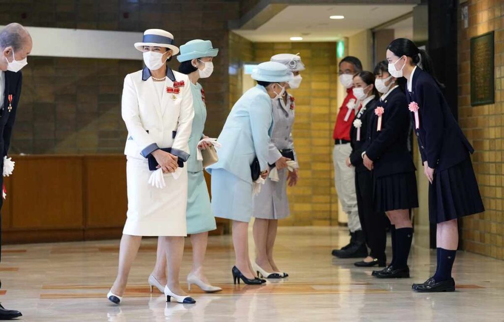 全国赤十字大会に臨席した女性皇族