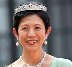 久子さま ティアラ